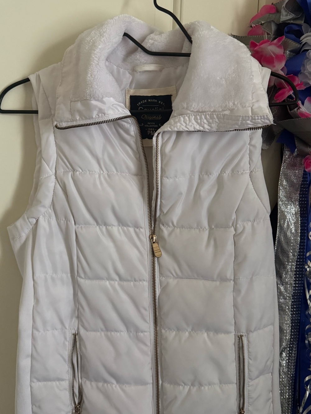 Cavalini White Quilted Puffer Vest with Sherpa Collar